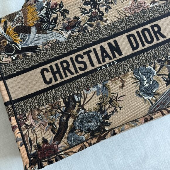 Dior Book Tote Embroidered Floral Canvas - BRAND NEW - Picture 9 of 11